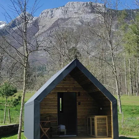 Base Camp - & Campingplatz *